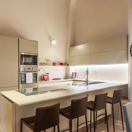 Luxury Loft Next To Via Veneto Apartament *